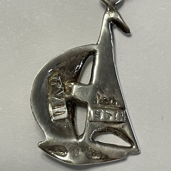 Sliver and Abalone Sailboat Pendant - Picture 3 of 3